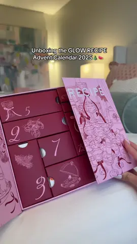 @Glow Recipe makes their Advent Calendar feel fresh and different every single year, even though it’s all one brand. That’s not easy to do, and they always nail it! 🫶#adventcalendar #beautyadventcalendar #adventcalendar2025 #BeautyTok 