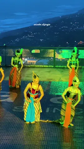 🎭 Sesekali lihat pertunjukan Ramayana di Obelix Sea View — kisah klasik yang gak pernah lekang oleh waktu. 🚗 Yuk, pesan paket wisata Jogja sekarang dan saksikan langsung keindahannya! ✨ sewa mobil + driver jogja 🗺️ paket wisata jogja 👨‍👩‍👧‍👦 group & family trip 🧳 solo trip 🚐 private trip #sewamobiljogja #paketwisatajogja  #wisatajogja  #obelixseaview 