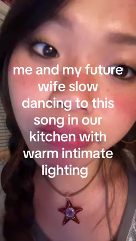 i picture this whenever i listen to this song #wlw #wuhluhwuh #clairo #slowdance 