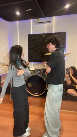 Repetimos 🔥 @Albert Alguien nos espiaba 😰  #renitos💗 #rayitos⚡ #tiktokponmeenparati #tiktok #viral 