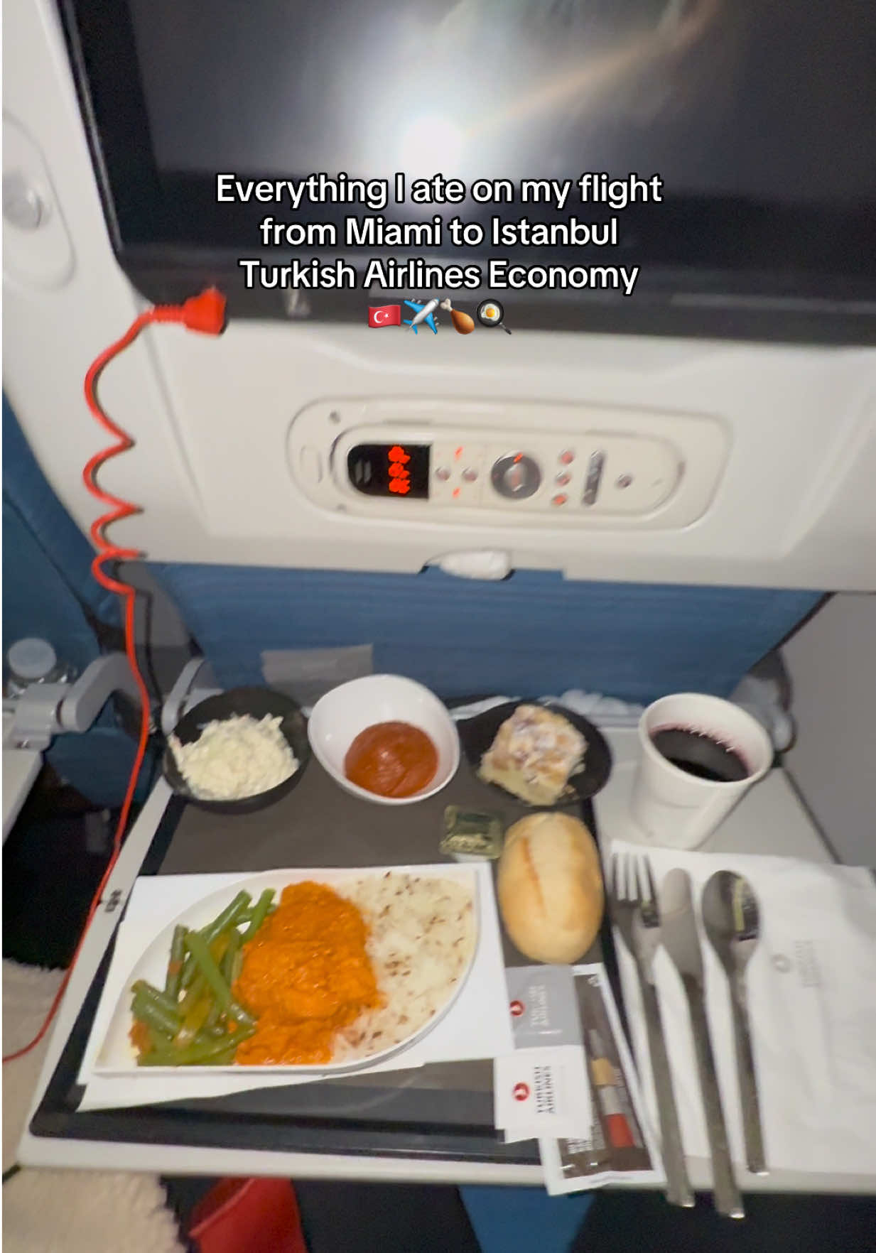 Also had unlimited beverages and snacks whenever we wanted.  #airplanefood #TurkishAirlines #istanbul #Miami #Flight 
