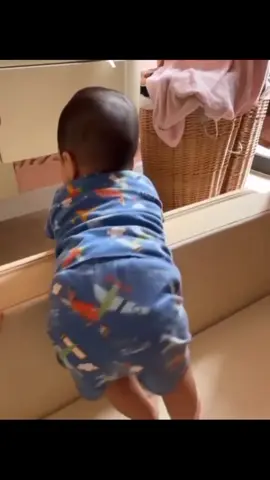 wkwk lucu bangett😭😭#CapCut #elzhard #elnailong #elkerung #elzhardrahadianaskara 