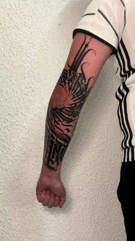 Este estilo de letras se llama Caligraffiti Si quieres uno hablame a mi instagram @elnoubari 