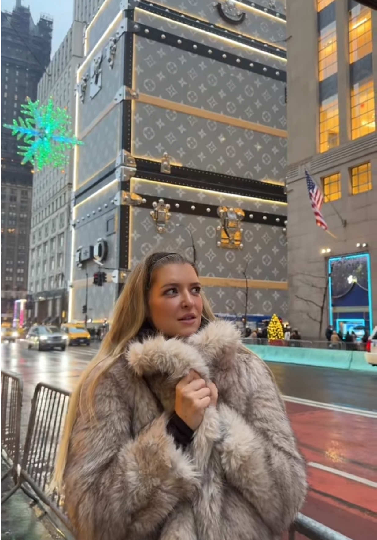 It’s tiiiiime 🎄✨♥️ #newyork #christmasinnewyork #newyorkchristmas #nyc #christmastime 