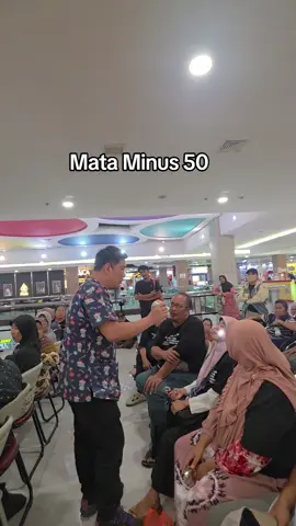 Pengobatan master Liem 