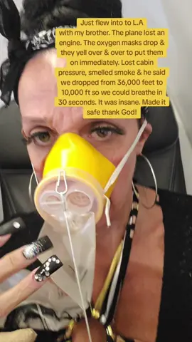 Flight from Fort Lauderdale to L.A. Oxygen masks dropped. Nobody knew what happened. Then Plane drops over the Grand Canyon from 36,000 ft to 10,000 ft in about 30 seconds so we can breathe.  #FYP 