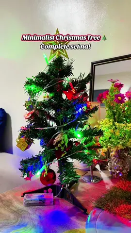 Small space, no problem 😉 Christmas vibes pa din kahit wala ng space. Yes, complete set na! #MiniChristmasTree #ChristmasTree #ChristmasDecor #MiniTree 