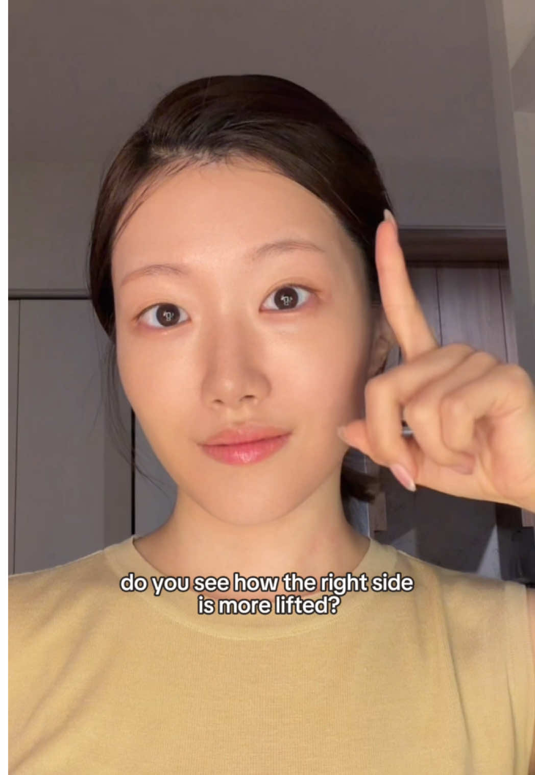 How to lift your face in 3 steps✨ Oil from @Clé de Peau Beauté US  . . . #kbeauty #facialmassage #antiaging #facelift  #koreanskincare 