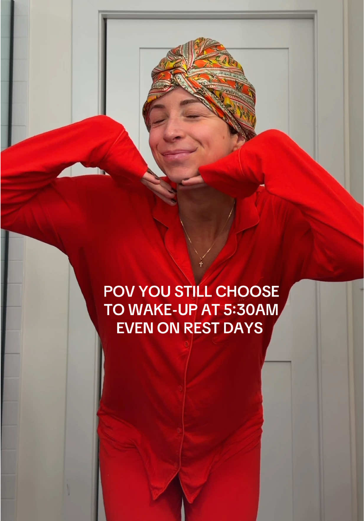 The morning me time is sacred even if I’m not working out that day! Here’s an example of what that looks like 🥰 #5amclub #mothershift #momroutine #morningroutine 