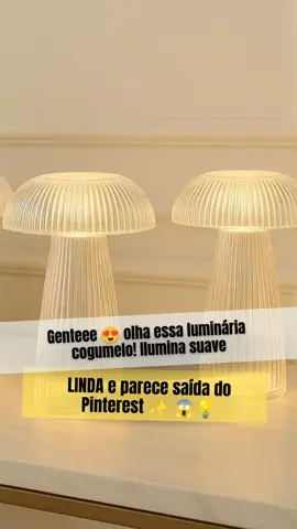 Sério, parece peça de designer 😍🍄 essa luminária cogumelo deixa qualquer cantinho com cara de luxo e custa menos de R$50! #estiloencasa  #achadinhos  #luminariademesa  #decorminimalista 