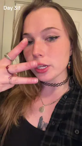 Day 3 of the most beautiful thing I saw today!! Lots of good news out of the day but also for it to be a full gorgeous moon is the cherry on top #supermoon #fullmoon #moon #prettiestthingiveseentoday  #greenscreenvideo 