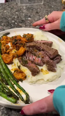 Dinner in 5 minutes 🥩🍤 🥩 Steak: • Salt, black pepper & steak seasoning • A splash of Worcestershire sauce • Fried each side for 3 minutes • Added ½ stick of butter 🧈 • Tossed in 3–4 garlic heads for flavor 🦐 Shrimp: • Cilantro, parsley & fresh garlic • Onion powder, garlic powder, paprika • Salt, black pepper & fish seasoning • Fried each side for 2 minutes in butter 🧈 🌿 Asparagus: • Italian seasoning, salt & pepper • Fried for 3–4 minutes for that perfect crunch  #dinner #food #fyp #steak #shrimp