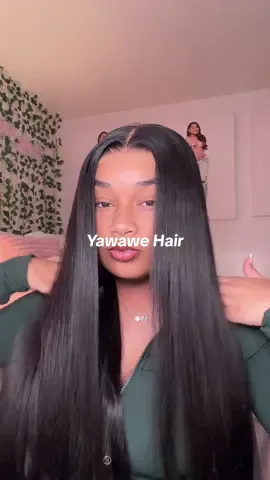 Finally trying out this wig!! from @yawawehair @Yawawe Hair @Yawawe Hair Store sooo tea 10/10🥰😭  #TikTokShopBlackFriday  #TikTokShopCyberMonday #tiktokshop #tiktoktopwigs #straightwig  