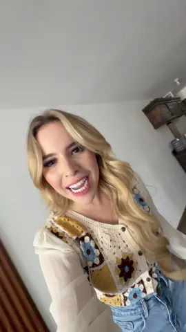 Tenía esta frase guardada hace meses que quería replicar, porque la vi en una foto de un HÁMSTER QUE SE PARECE A MI JAJAAJ