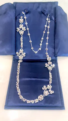 💎 Raw Beauty! This exquisite vintage necklace will draw attention from across the room—and it’s why we knew we wanted it in our collection. Boasting “raw” diamonds, this piece showcases diamonds in close to their natural form. Most diamonds are polished extensively after they’re mined, an attempt to hide imperfections. By contrast these stones are only slightly polished, showcasing the natural, unique inclusions that make the stones special. The gems are set in 18k white gold. This special piece is available to view by request.