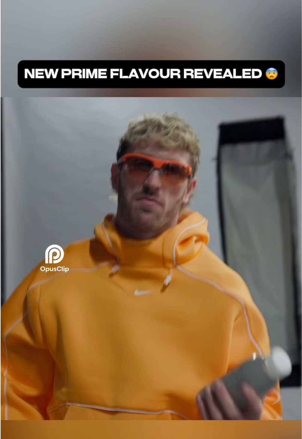Cameraman is onto something here 👀 ( CREDIT : @Logan Paul @PRIME ) #loganpaul #newflavour #funny #drinkprime #viral  