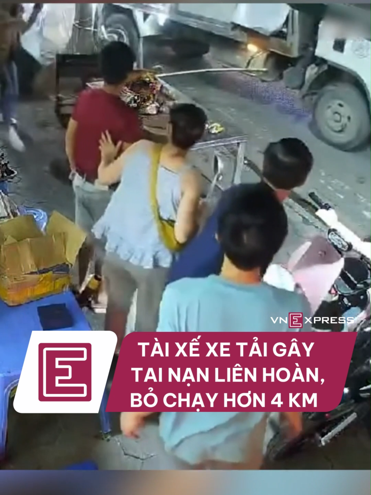 Tài xế ôtô tải gây tai nạn liên hoàn, bỏ chạy hơn 4 km #vnexpress #vne #vnego #tainangiaothong #tiktoknews