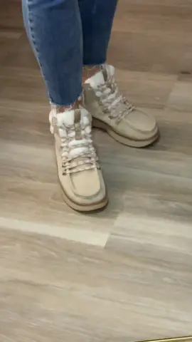 And running true to size #heydude #blackfriday 