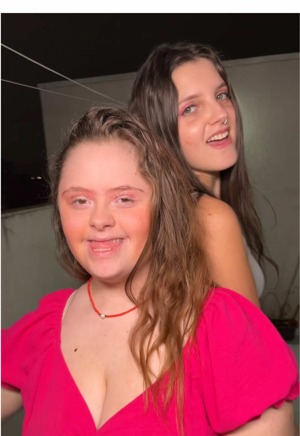 eu com a make que a diva fez em mim @augusto irmão da lívia 💅🏻 