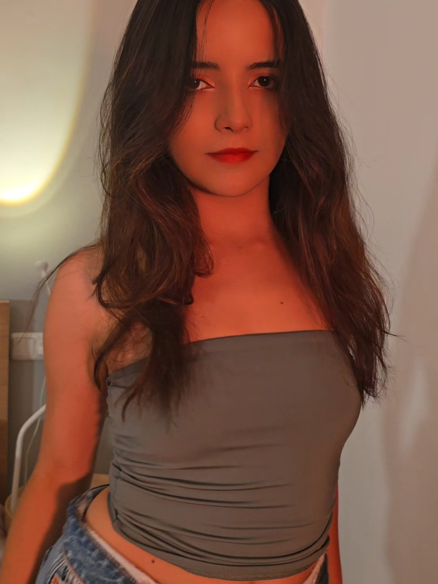 i know..🤭 #girls #dance #Love 