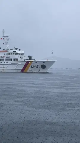 Bầu trời Cam Ranh trước khi bão số 13 đỗ bộ ở chỗ mn ổn k ạ #bãolụtmiềntrung 