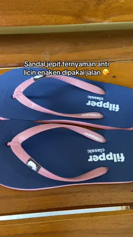 Jln ke mall jg Gk malu2 in🫠🥰#sandaljepit #sandalflipper 