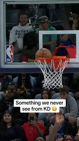 KD wedgie on a middie 👀😮 #NBA #basketball #kevindurant #rockets 