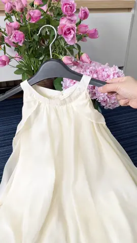 Set bèo tơ hở vai chân váy #setbo #setboxinh #fashion #setvayxinh #thoitrangnu 