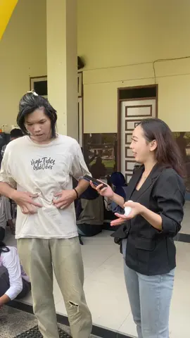 Punya badan bau apa mau tetap di biarkan?, Komen siapaa lagi yang mau diciduk😱 #3S #SmoothShineStunning #deodorant3s #deodorant #deodorantviral 