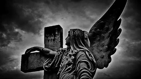 yo tengo un angel  .  .  .  .  .  ..  .  .  . #music #Viral #fyp #paratiiiiiiiiiiiiiiiiiiiiiiiiiiiiiii #tiktokmuestrameenparati 