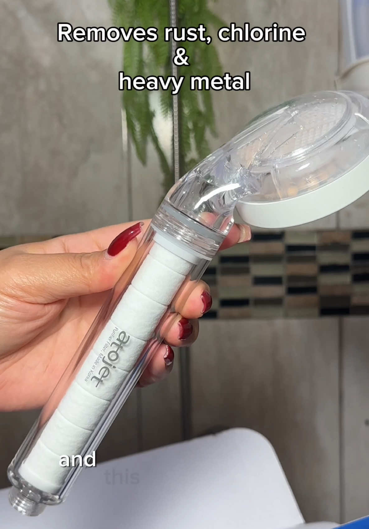 This is the most famous filter in Korea @atojet  #showerfilter #seaseeshowerfilter #koreanskincare #filteredwater #waterfilter 