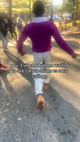 Carver vs early college f1ght😂😭#fypシ #viral #schoollife #2025 #blowthisup 
