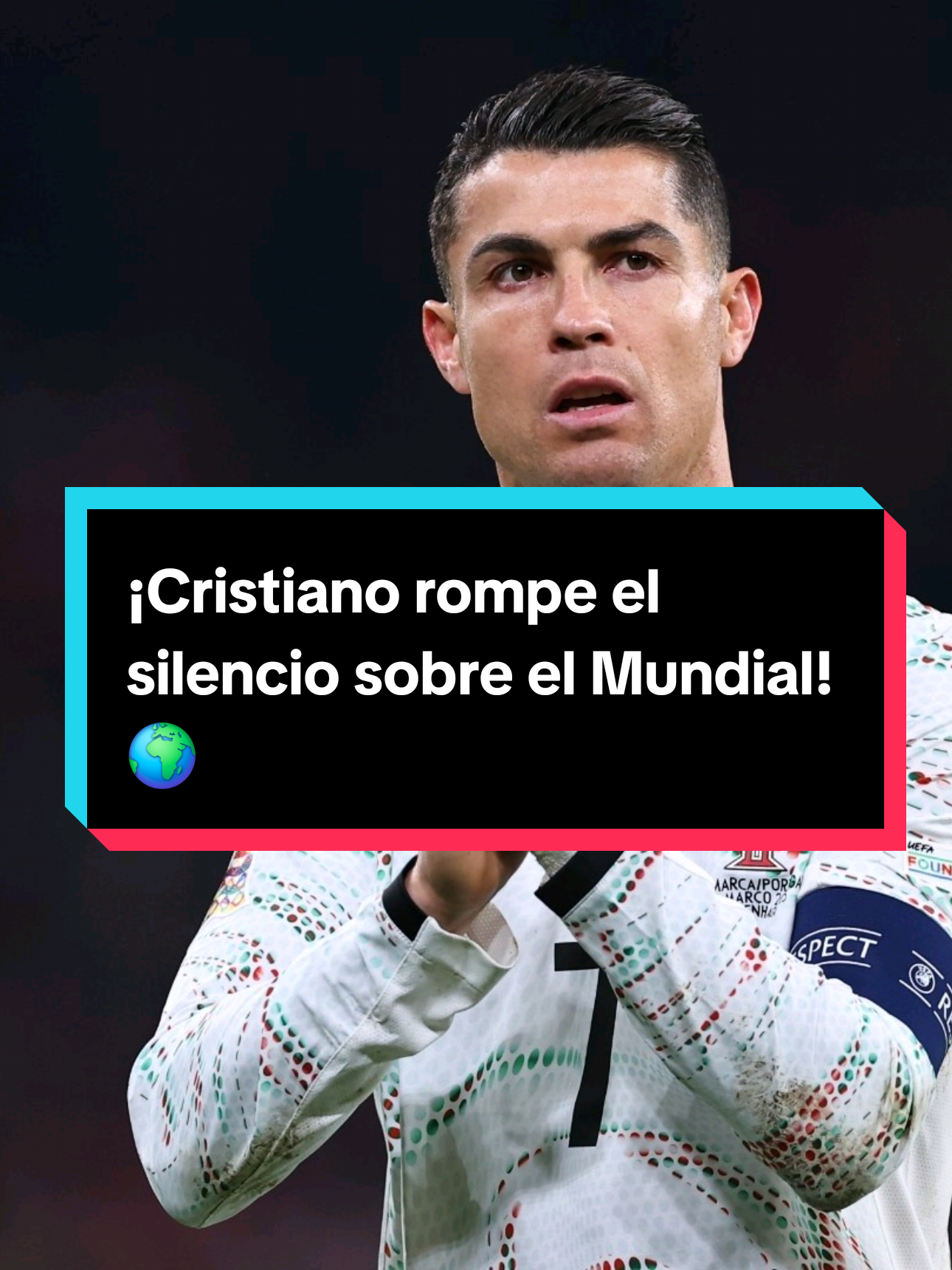 ¡Cristiano rompe el silencio sobre el Mundial! 🌍 🔥 El astro portugués sorprendió al mundo al confesar que no necesita ganar la Copa del Mundo para ser considerado uno de los mejores de la historia.  💬 Pablo Mariño analizó sus palabras en El Gran DT y generó un intenso debate. ¿Tiene razón CR7 al decir que su legado ya está completo? 🤔⚽ 📺 “El Pelotazo”, todos los días a las 12 am ET por Telemundo