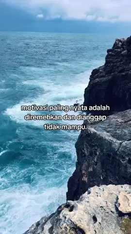 Sabar roda kehidupan pasti berputar🙂#fyp #fypシ゚ #masukberanda #pantai #katakata 