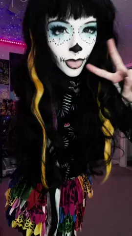 okay last skelita vid should i cosplay more mh characters or mlp rn idk im indecisive #cosplay #monsterhigh #monsterhighcosplay #skelitacalaveras #makeup 