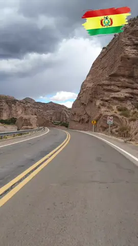 “El camino siempre tiene algo guardado para quienes se animan a recorrerlo.” #Ruta21 #Aventura  #DepartamentodePotosi #Bolivia🇧🇴 