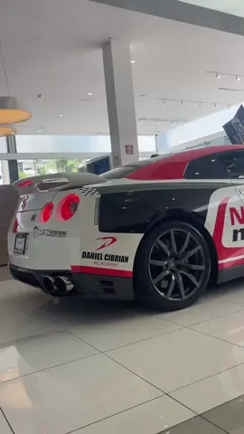 🏎️🏁 Conviértete en Piloto Profesional 🏆🏁 #nissan #danielcibrianacademy #Motorsport #racing 