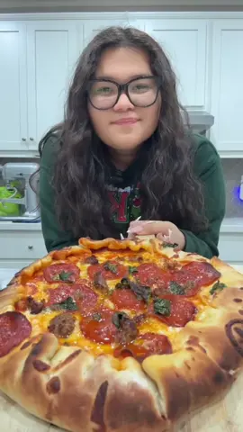 Make Homemade Pizza With Me 🍕❤️ #dinner #pizzadoughrecipe #pizza #cookwithme #pizzarecipe 