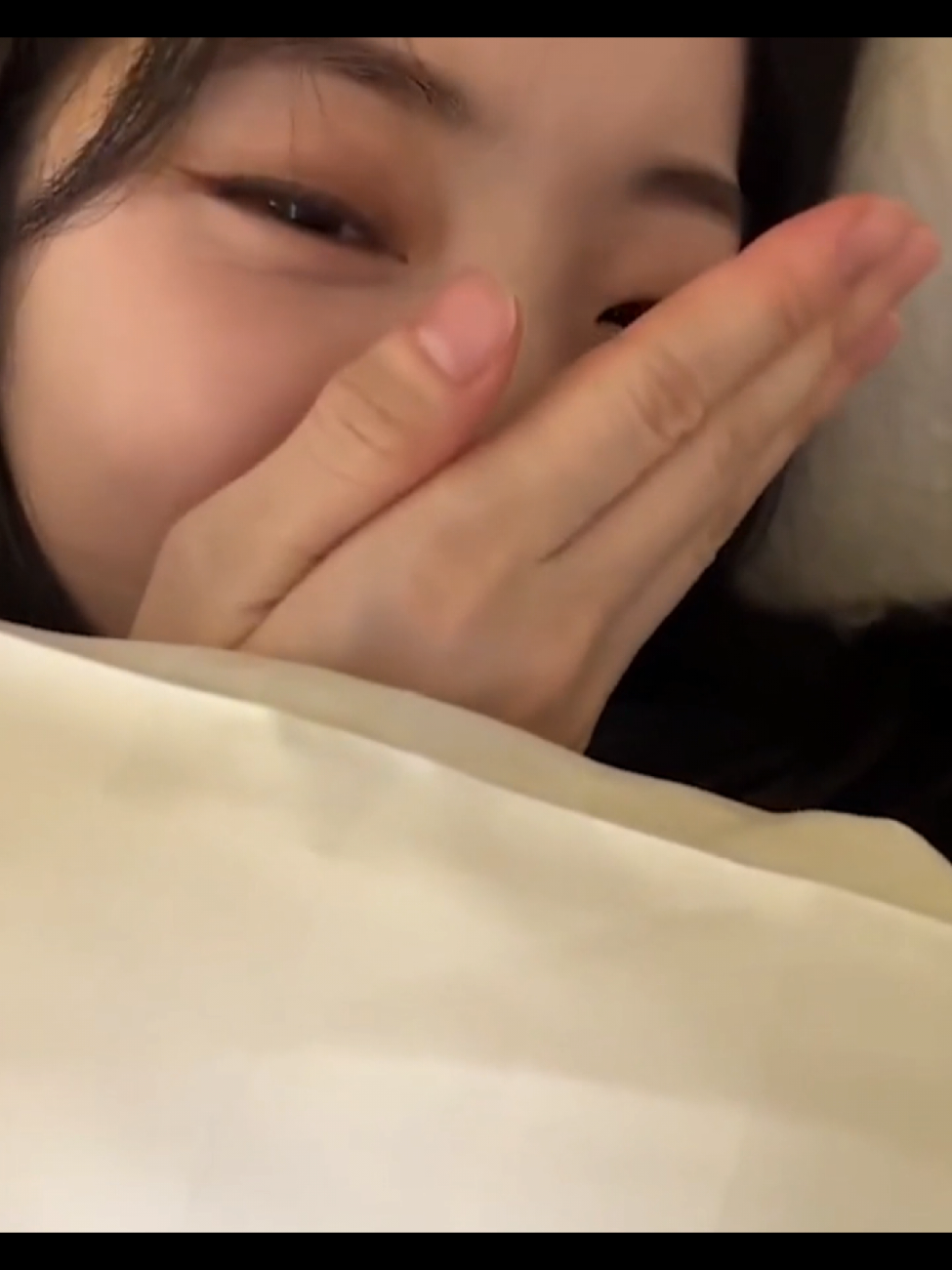 Quien más está emocionado por el día de mañana??? #Twice #ONEINAMILLI10N #Twicyy #Cinepolis #Cinemex 