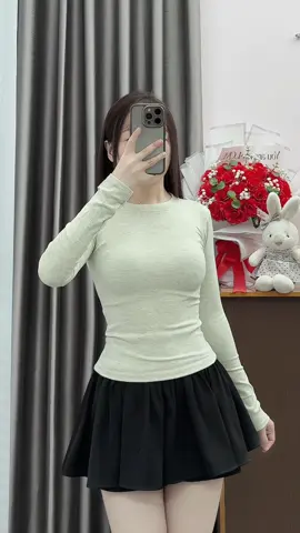 Áo thun tay dài  cổ tròn giữ nhiệt #aothunnu #aogiunhiet #thoitrangnu #phoidoxinh #xuhuong 