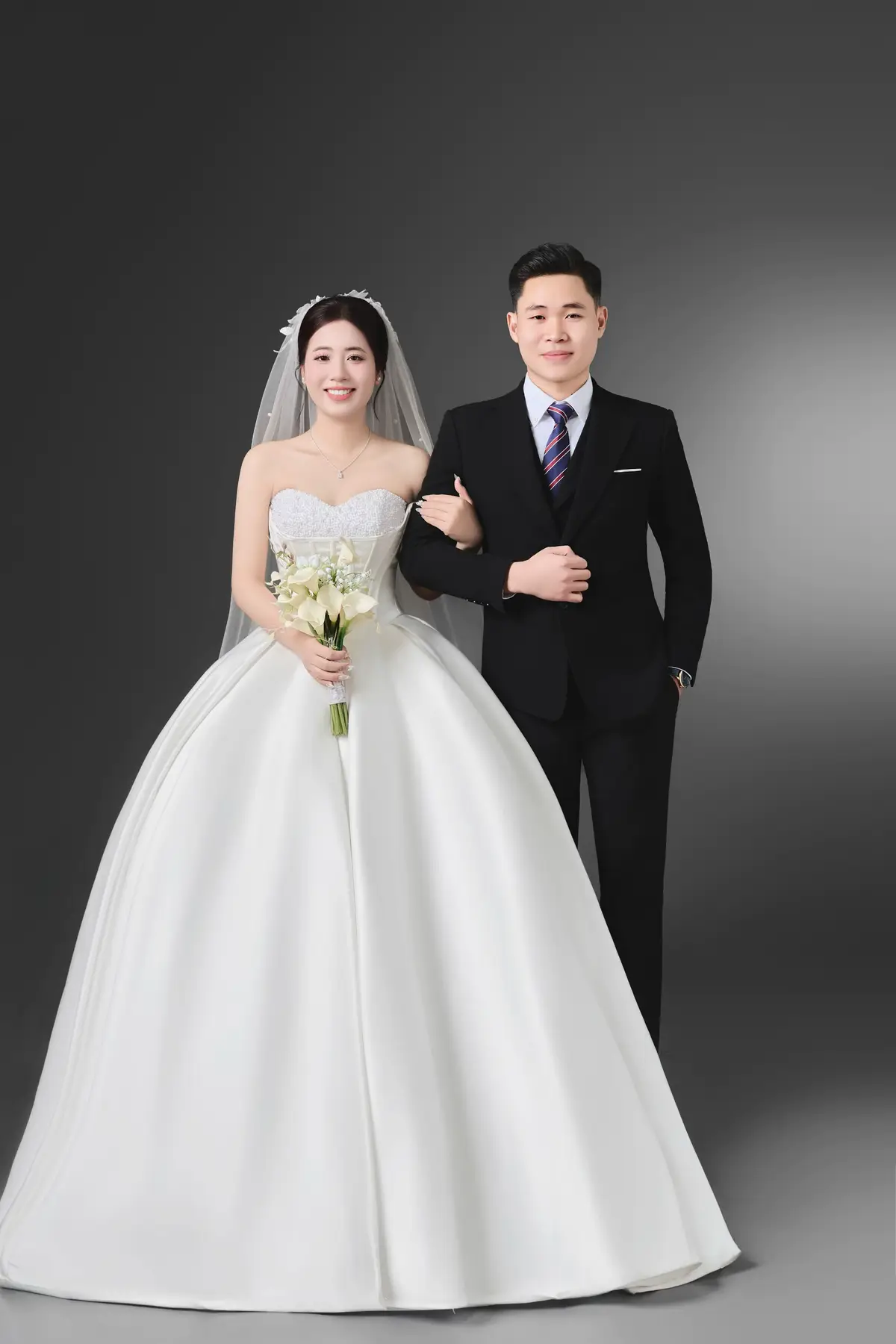 Nhìn phát biết ảnh cổng liền ❤️👰‍♀️#codau #damcuoi #chupanhcuoi #concpetchụpảnh #hienloanwedding 