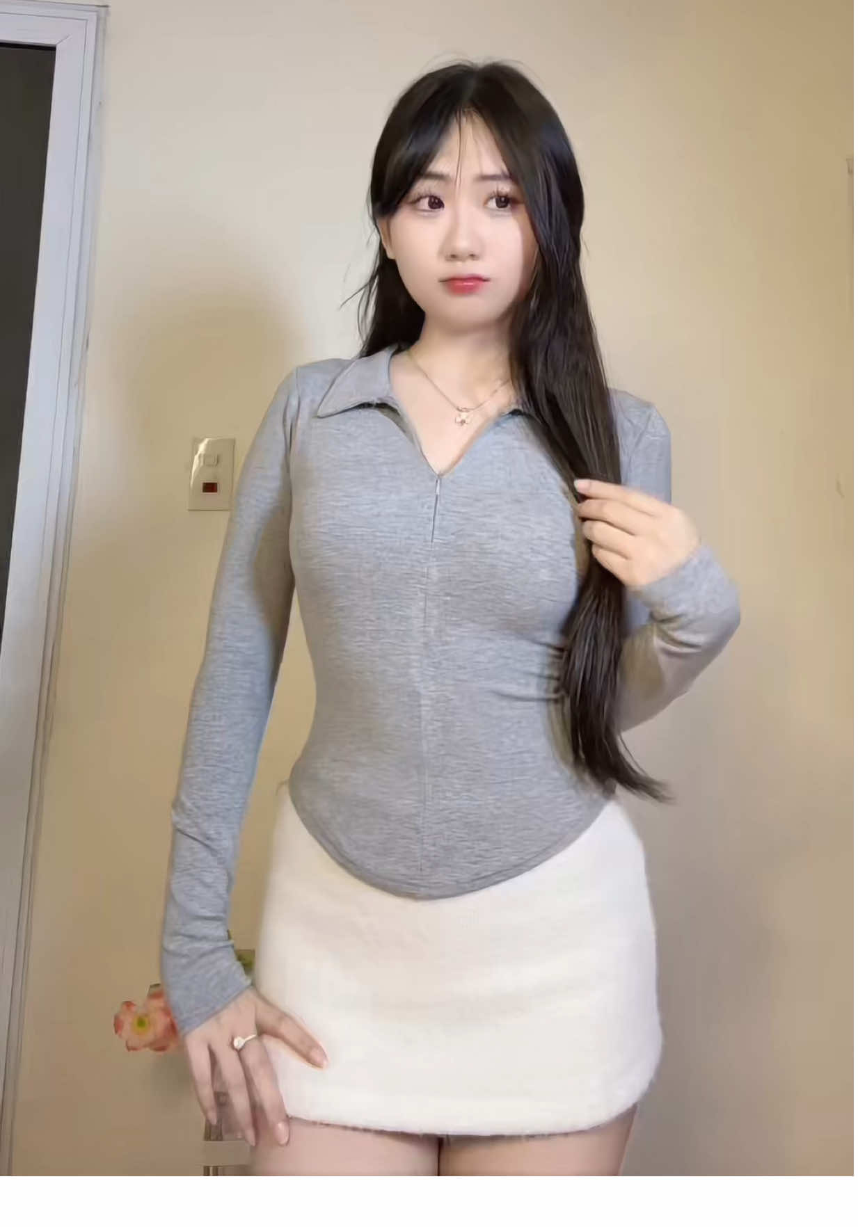 Dínhoi🤠#huongthao #viral #macdepmoingay #phoidoxinh #aothun 