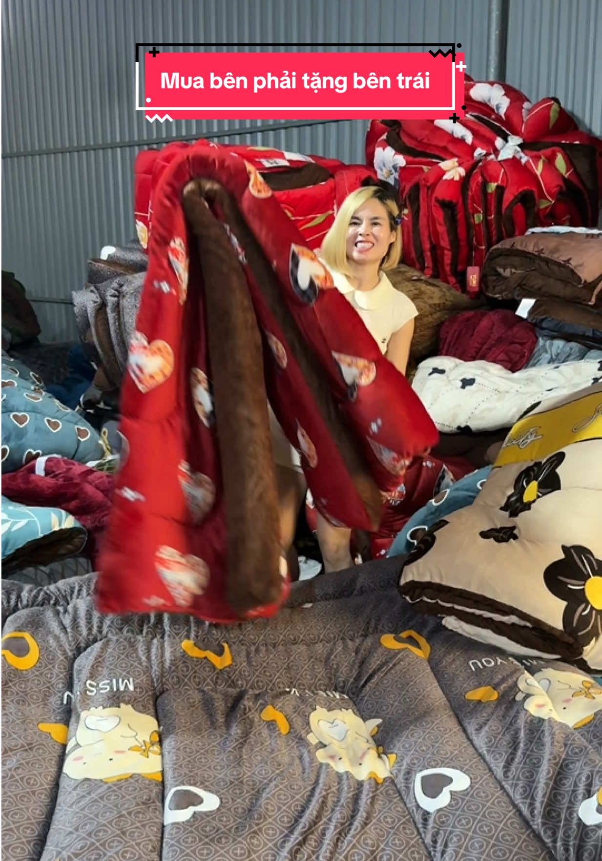 Mua bên phải tặng bên trái #xuhuongtiktok2025 #thinhhanh #chanlongtho #chanlongthoyuki 