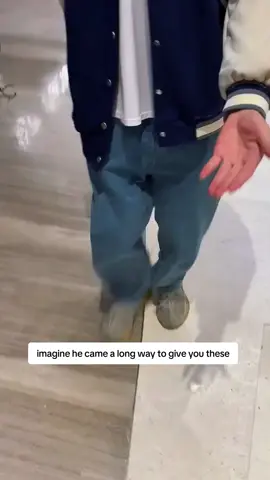 a neeeeed #linkinbio #catpawgloves 