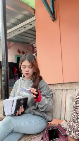 ☺️ #boru batak💛 #boruparna❤🥰😘😘 #halakbatak #koperasiharianjawabarat 