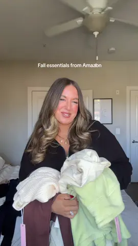 Stocking up on all my basics and fall essentials from Amazon because they always have the best pieces 🫶 #fallfashion #amazonhaul #amazonfashionfinds 