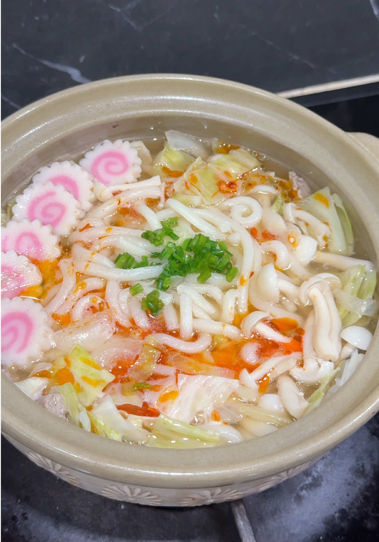 อุด้งหมูสไลซ์ ทำง่ายด้วยซอสชิโดราชิ น้ำซุปปลาแห้งเข้มข้น ทำได้หลากหลายเมนูเลยย ทั้งเมนูซุป เมนูเส้น ไข่ ข้าวผัด  . . . #mintxdiary #healthyfood #อุด้ง #shirodashi #udong  