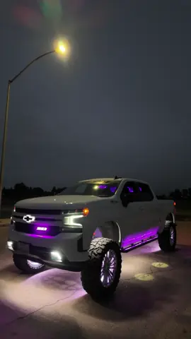 dee 💫#soundsystem #speakers #starlights #caraudio #fyp 