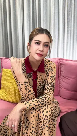 เมื่อมีคนมาใส่ใจเรื่องของเรา 🙄 พรุ่งนี้ 6 โมงเย็น ใน #มนุษย์ที่เรียกว่าผู้ชาย ทาง Youtube #อโศกมนตรี #Asokmontrith  #มนุษย์ที่เรียกว่าผู้ชาย #มนุษย์ที่เรียกว่าผู้ชายxตั๊กศิริพร    