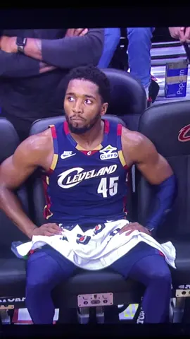 Donovan Mitchell is averaging 32 ppg and 45.5% from three. Top 10 player on the planet!